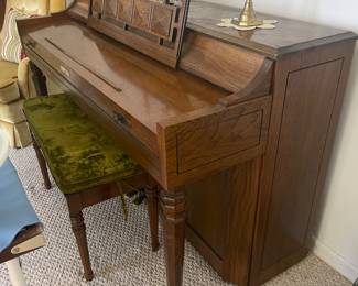 $300 Baldwin upright piano