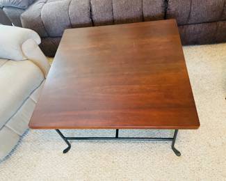 $60 Coffee table 32x32