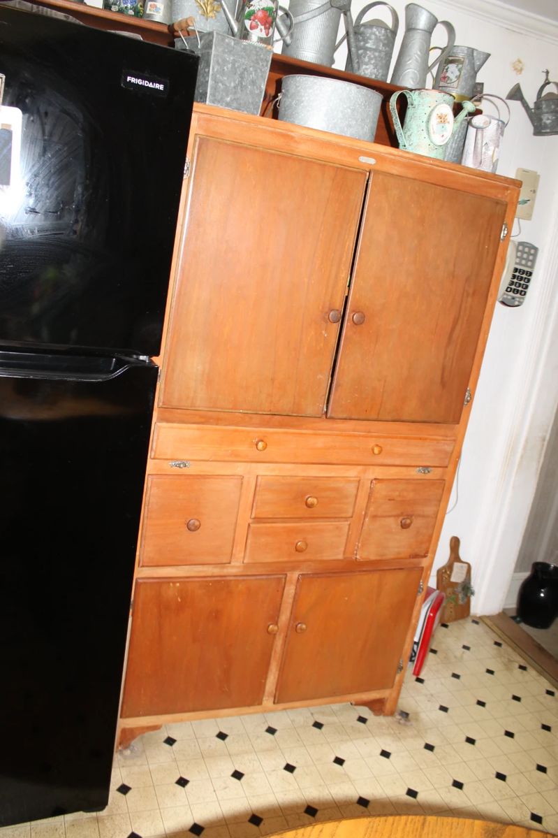 LARGE ESTATE SALE in Elkton, MD starts on 9/14/2023