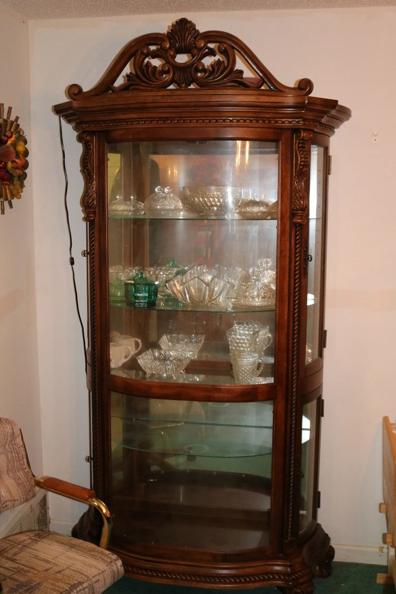 Collierville Estate Sale 50 OFF SUNDAY! starts on 9/15/2023