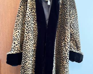 Vintage animal print coat, Size M