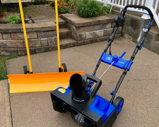 Like New SnowJoe 21” electric snow thrower and Never Used Yo-Ho Pusher PolarTuff Plow w/ Wheels