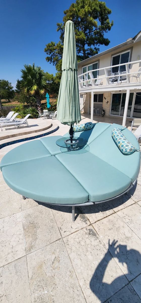 Amazing Seabrook sale in a beautiful home!!! starts on 9/14/2023