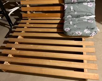 Futon Tri-Fold Frame, no mattress