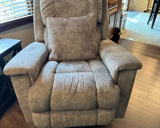 La-Z-Boy power recliner with headrest and lumbar. Remote included.