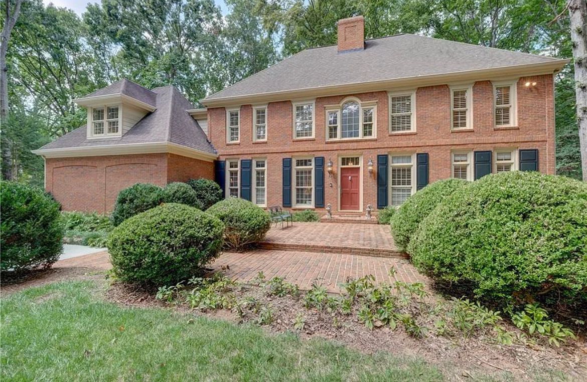 SMOKE RISE Large Executive Home owned by... starts on 9/22/2023