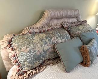 All of this bedding was custom made, with the exception of the quilt.  I believe the matching bedspread is hanging in a nearby closet.