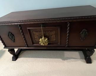 Beautifully detailed E.R. Co. cedar chest