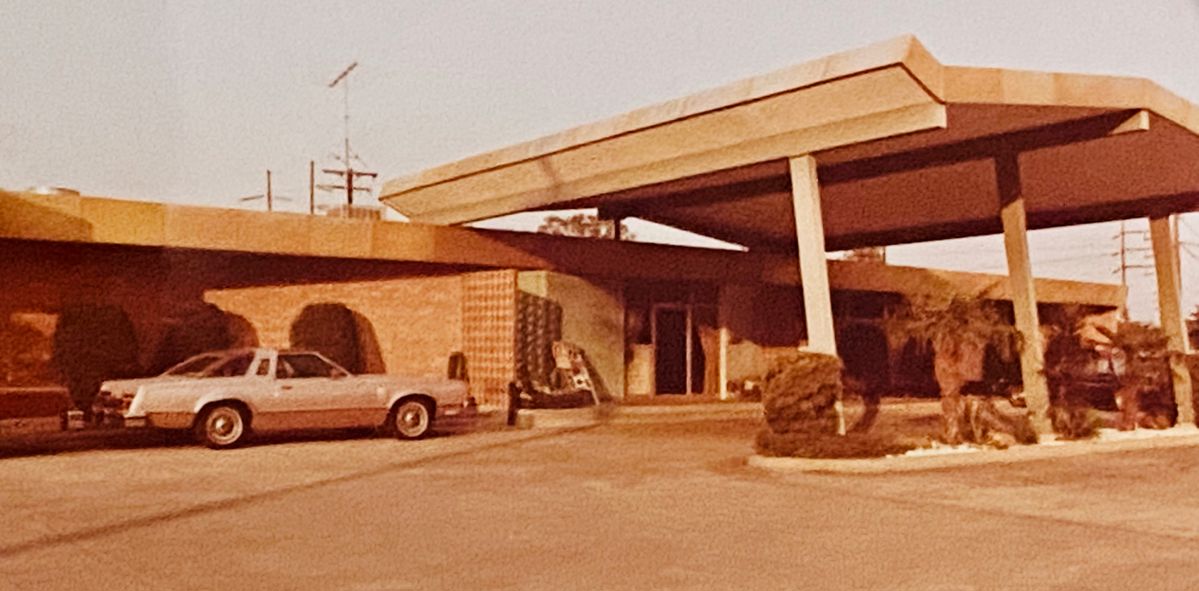 Mid Century Italia in Spring Lake in Shreveport, LA starts on 9/15/2023