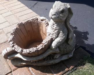 Cement bunny flower pot
