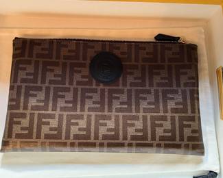 FENDI CLUTCH