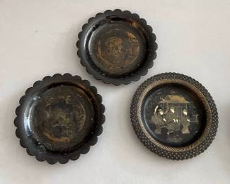 Vintage Chinoiserie Papier-mâché Deco Plates 