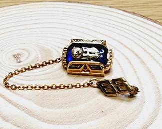 06 Lapel Pin 10kt with Topaz Chain 4.35 Grams