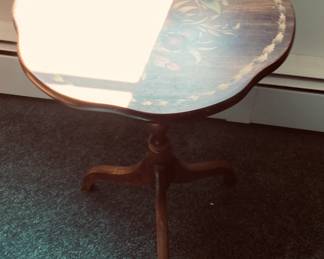 Vintage Round Table

