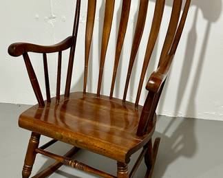 Colonial Chair Rocking Chair