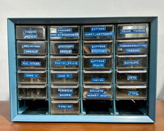 Military Medals & Buttons