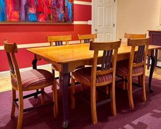 Design Center Kitchen Table with 6 Custom Upholstered Chairs