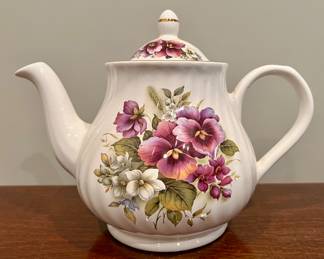 Tea Pot with Violets