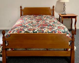Maple Queen Bed
