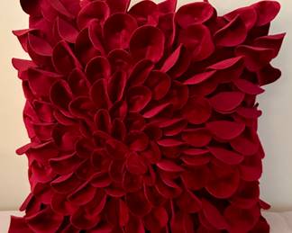 Microfiber Petal Pillow