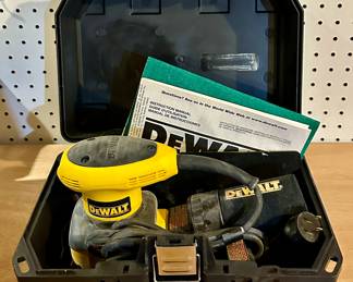 DeWalt Sheet Sander