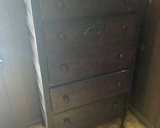 5 Drawer Wood Dresser