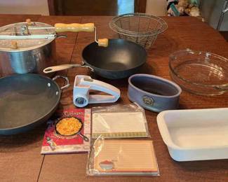 Kitchen Ware Includes Calphalon