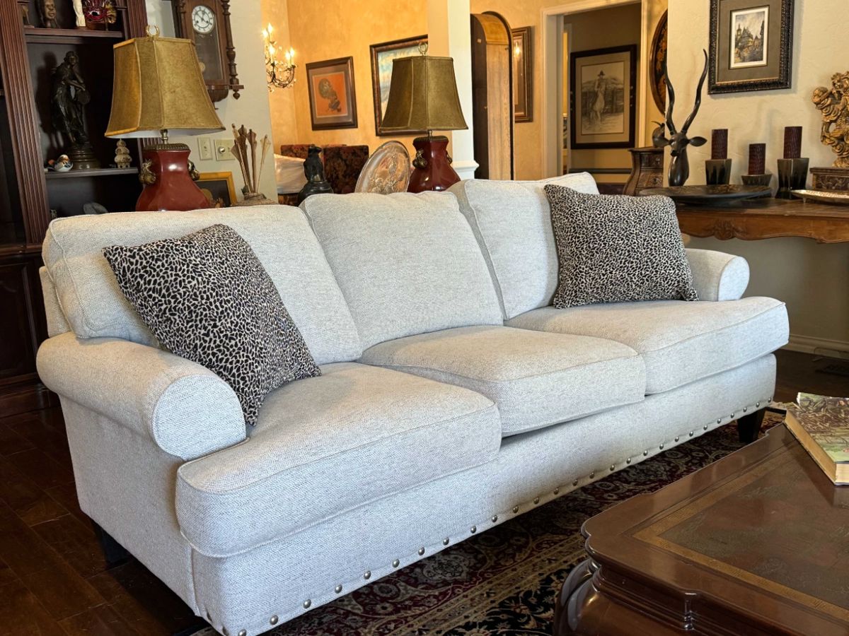 Nice Edmond Estate Sale by James Bean Estate Sales starts on 10/14/2023