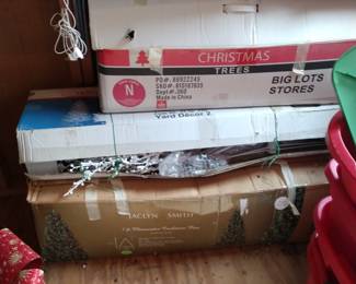 An entire shed full of Christmas