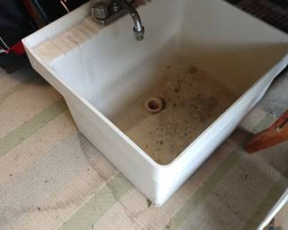Industrial sink