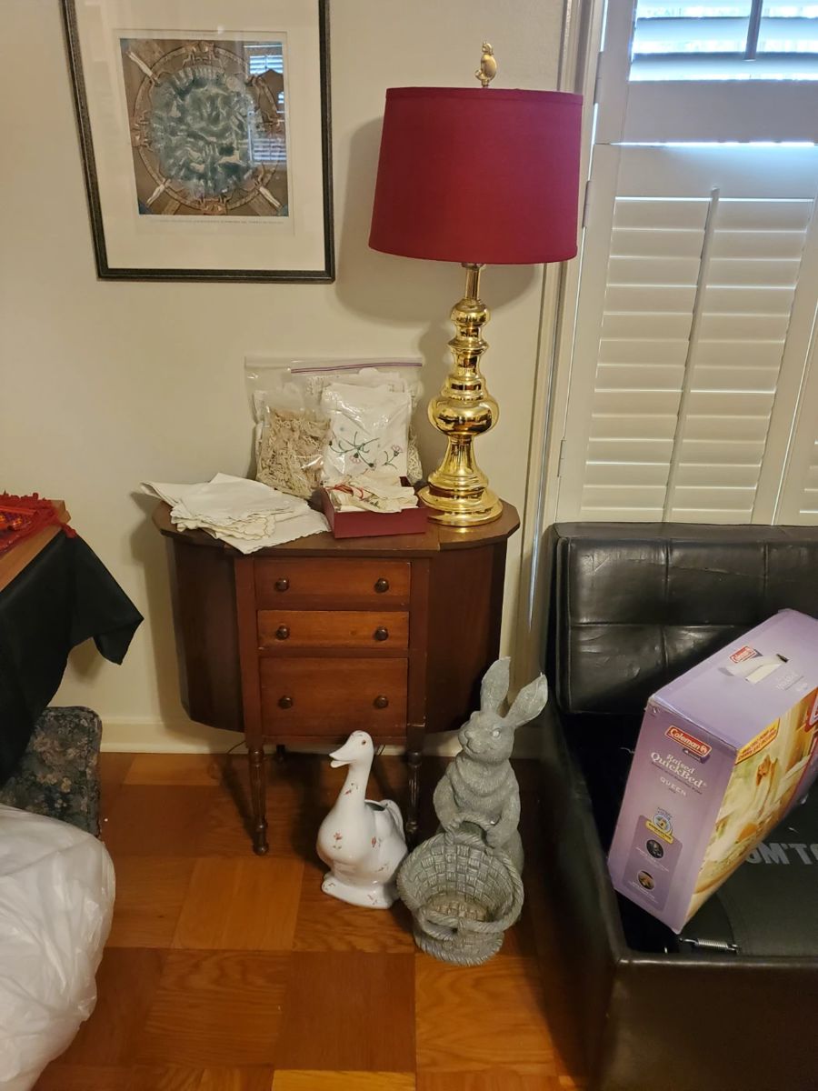 The Bees Knees Bocage Estate of Elizabeth... starts on 9/22/2023