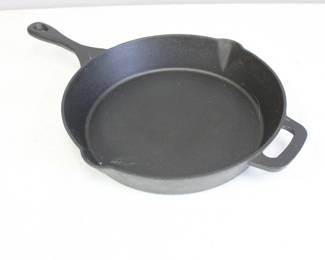 Kitchen HQ 12" Seasoned Cast Iron Skillet

