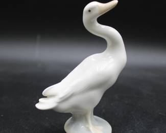 Lladro "Little Duck" Porcelain Figurine #4552
