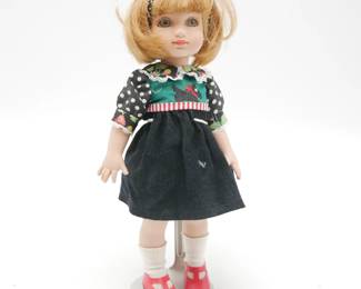 Robert Tonner 10" Ann Estelle Doll Sophie w/"Scottie Girl" Outfit
