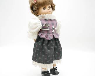 Hans Gotz Modell Doll w/Original Outfit
