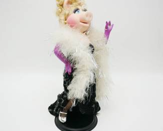 Millennium Miss Piggy Porcelain Doll by the Franklin Mint
