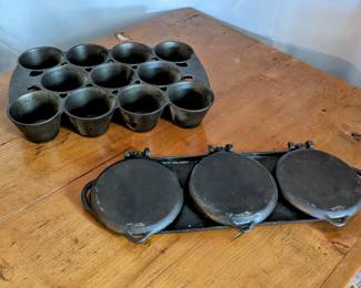 *Cast Iron pop over pan
$120
*Cast Iron pancake griddle
$110
