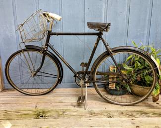  Raleigh Bicycle
Made in England 