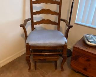 Rustic Accent chair w/ foot stool
25” W x 40.5” H x 20.5” D