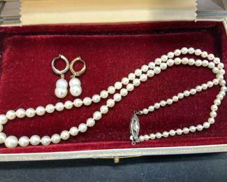 Pearl Necklace w Silver Clasp, Pearl Earrings, 3
