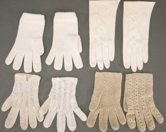 Vintage ladies gloves
