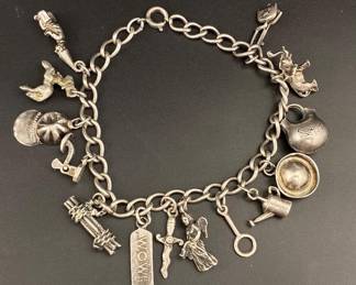 Vintage sterling silver charm bracelet