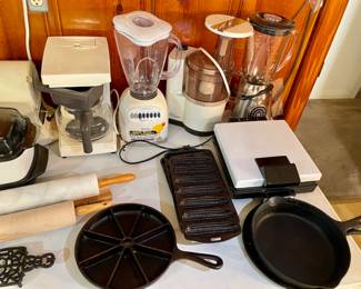 cast iron skillets & muffin pans, blenders, coffee pots, food processors
