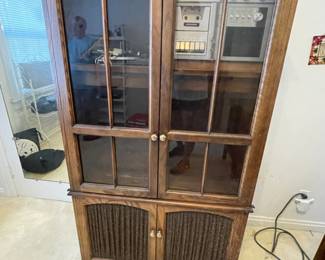 vintage stereo in cabinet