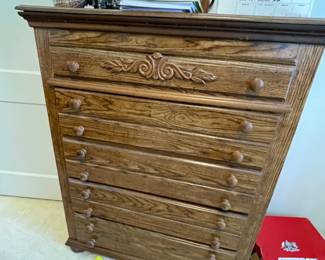 chest of drawers, binoculars, Stetson black cowboy hat in box