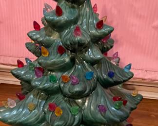 ceramic Christmas tree with base