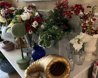 artificial floral arrangements