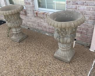 concrete urns