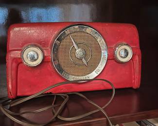 vintage Crosley tube radio