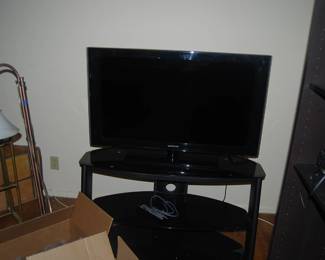 SAMSUNG FLATSCREEN TV, MEDIA STAND